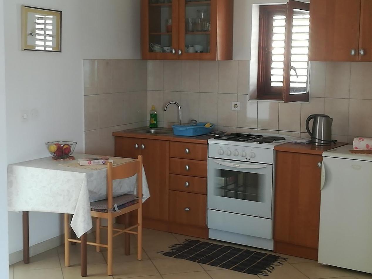 Apartments Martinac ซูโกชัน ภายนอก รูปภาพ